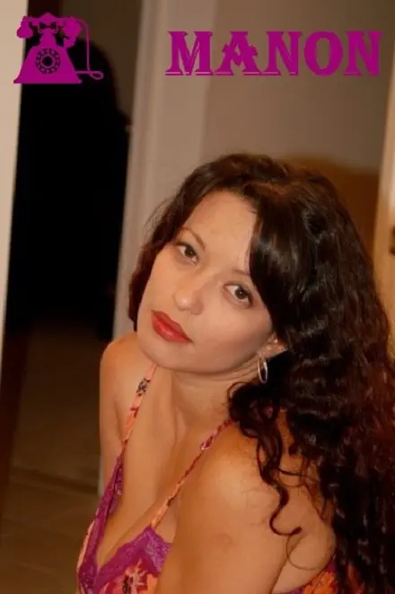 Manon en photo dialogue sexe au téléphone 